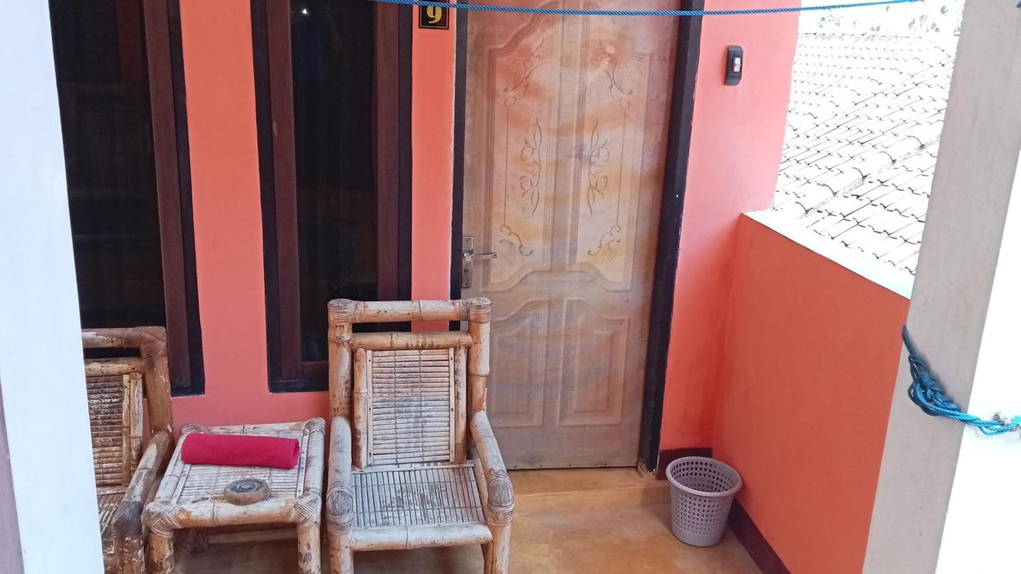 Roy Homestay Kuta Kuta  Екстер'єр фото