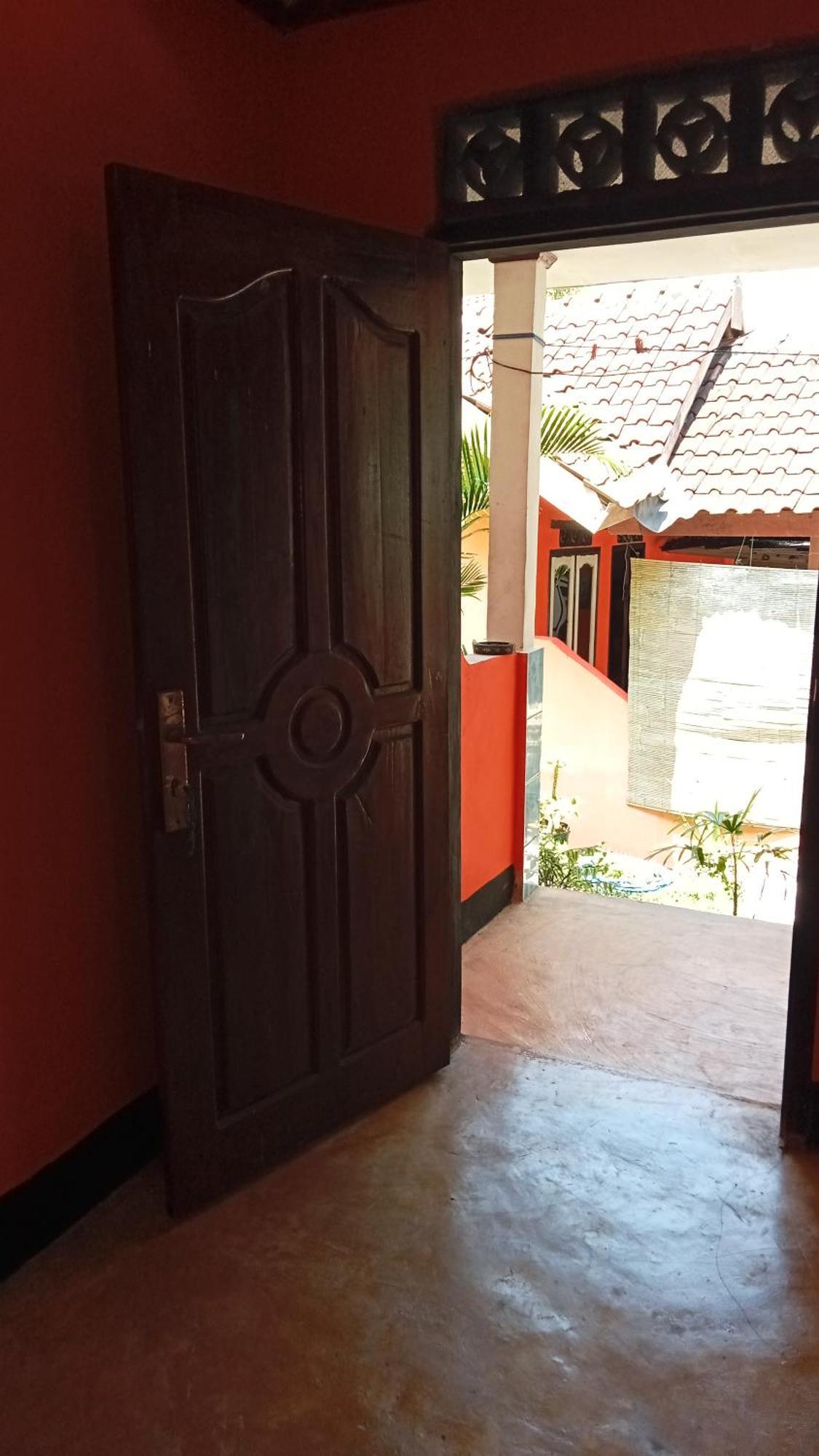 Roy Homestay Kuta Kuta  Екстер'єр фото